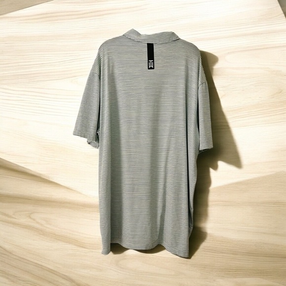 Nike men’s Tiger Woods golf polo - XL - Picture 4 of 4